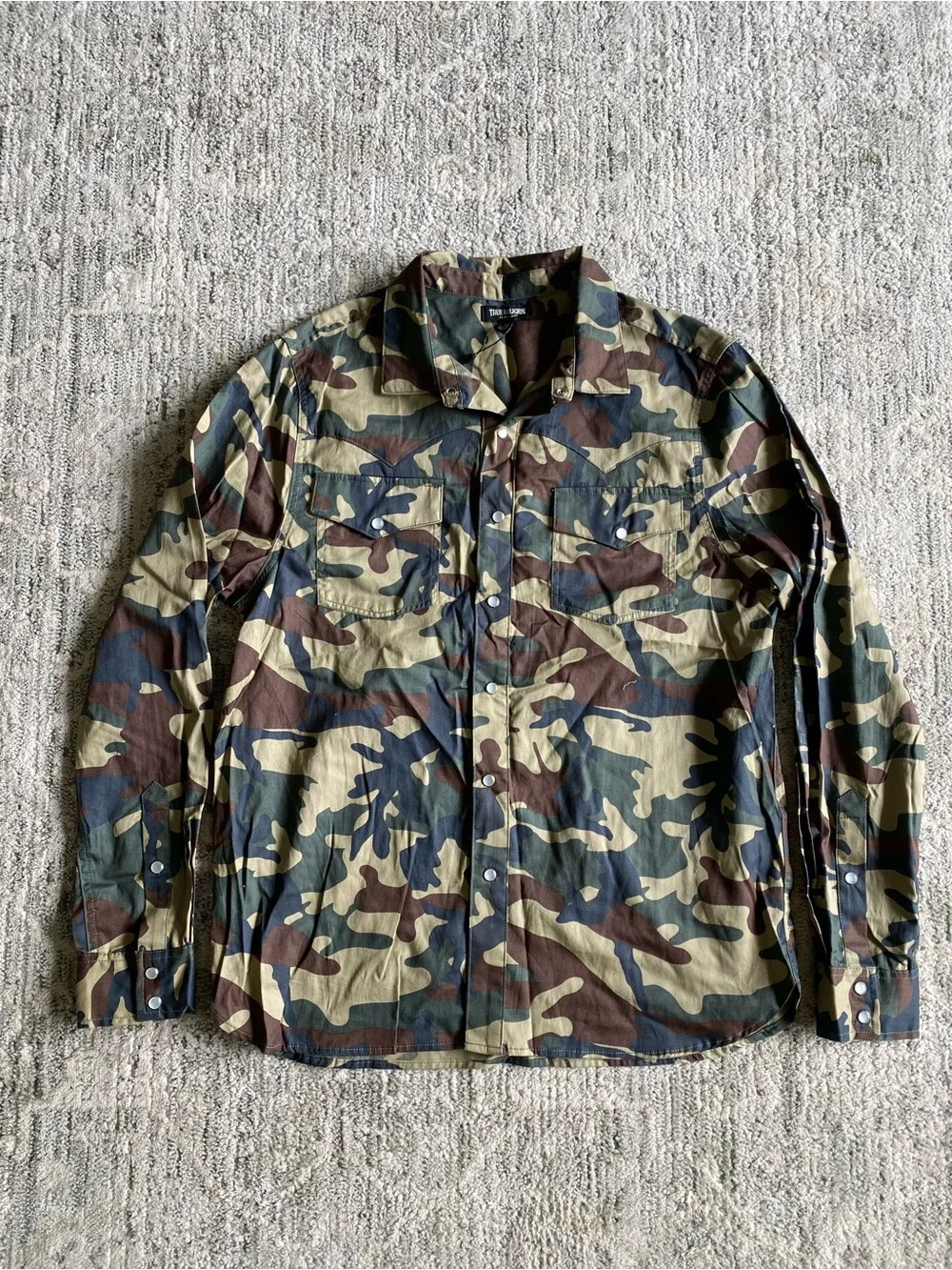 True Religion Long Sleeve Western Camo Shirt Men's Medium Snap Military NEW